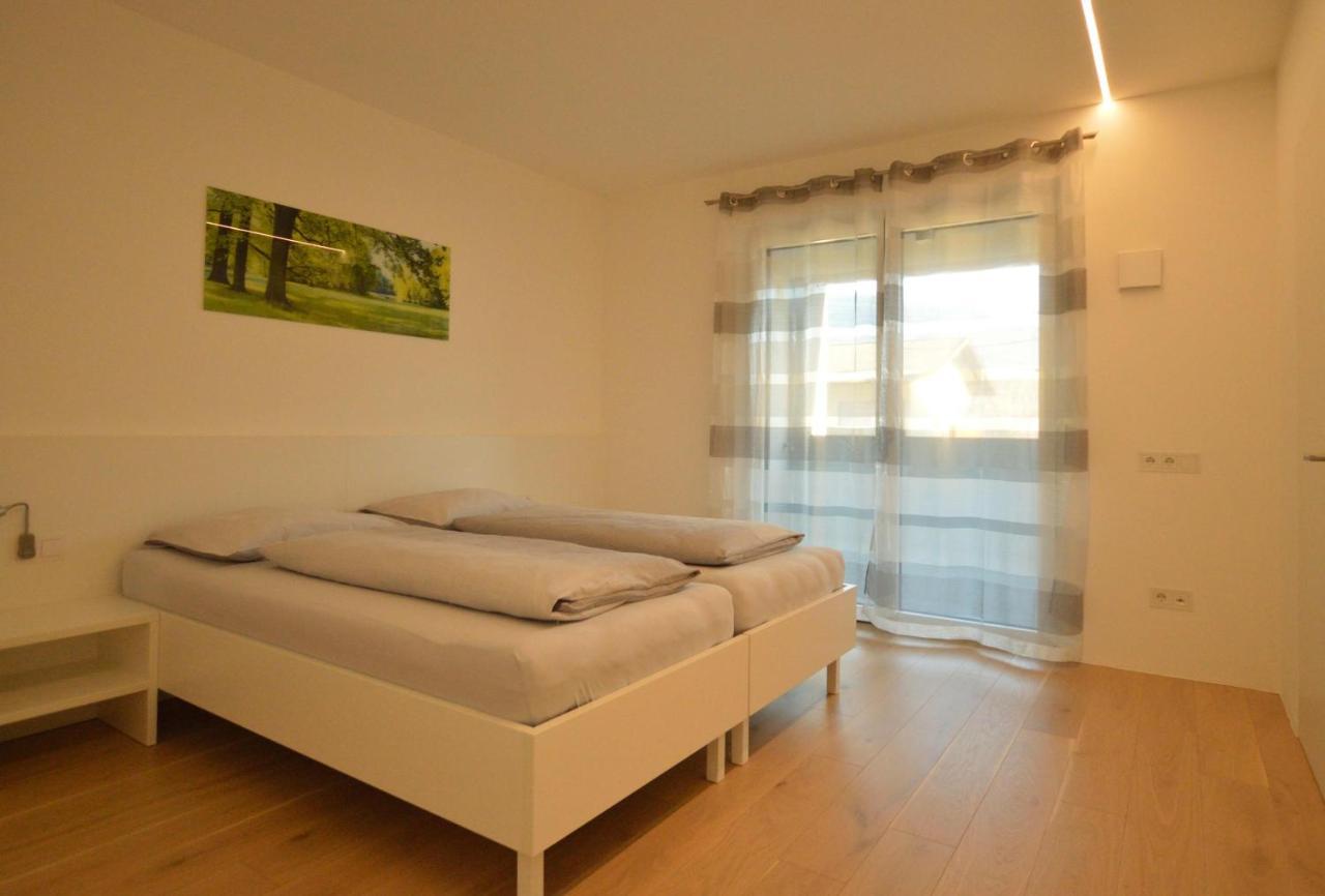 Family Apartment Julia Termeno Extérieur photo