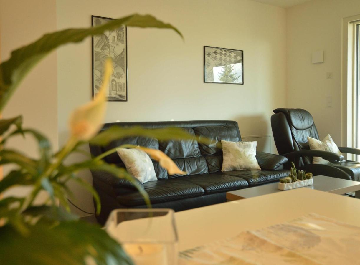 Family Apartment Julia Termeno Extérieur photo